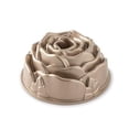 thumbnail image 1 of Molde Bundt Nordic Ware de aluminio fundido 2.4 L color caramelo, 1 of 7