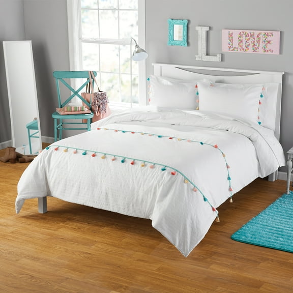 Your Zone Seersucker 3 Piece Comforter and Sham White Bedding Set with Tassels Full/Queen