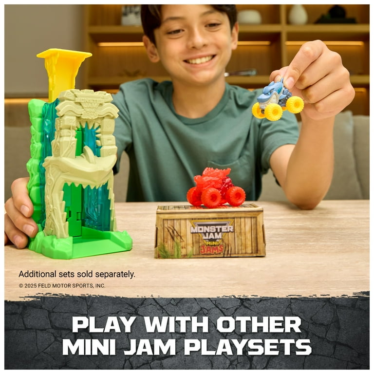 ミニカー Monster Jam Mini Cobra's Crazy Escape Monster Jam Mini Jams Cobra's Crazy Escape Playset – Toys