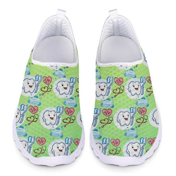 Nuestras zapatillas para correr están hechas de material EVA de alta calidad como suela. Adopta el diseño de malla superior, que puede ampliar las características agradables para la piel y transpirabl