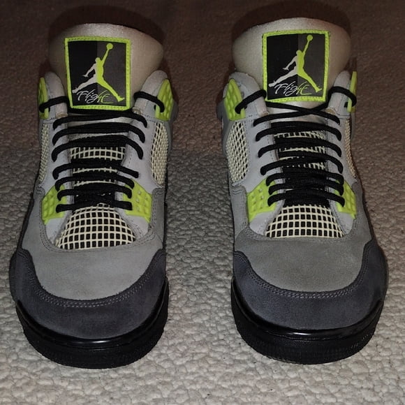 Air Jordan 4 Retro SE 95 Neon Sneakers Light Dark Gray Neon Green