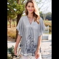 thumbnail image 4 of Blusas de Corta con Cuello en V para Mujer, Blusas Florales de Doble Capa de , Túnicas, Tops Estampado de Flores Grises S, 4 of 9