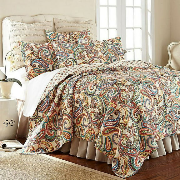 Levtex Home Alyssa Paisley Reversible Twin Quilt Set in Beige