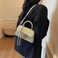 thumbnail image 4 of Bolsos de alta gama, bolsos pequeños para mujer, diseño de nicho, nuevo bolso cuadrado pequeño 2025, bolso bandolera moderno y versátil., 4 of 5