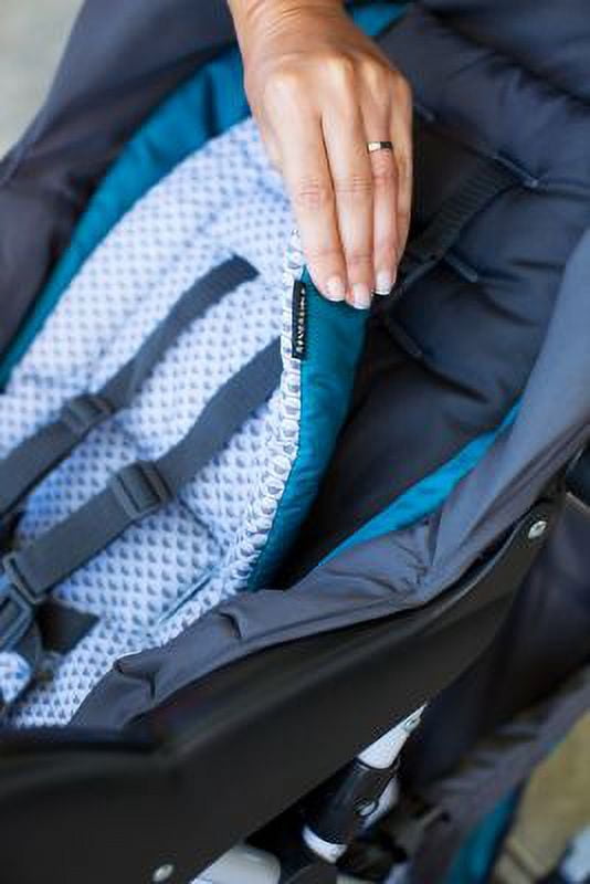 Graco Comfy Cruiser Click Connect Travel System, Harvest, 35.58 lbs