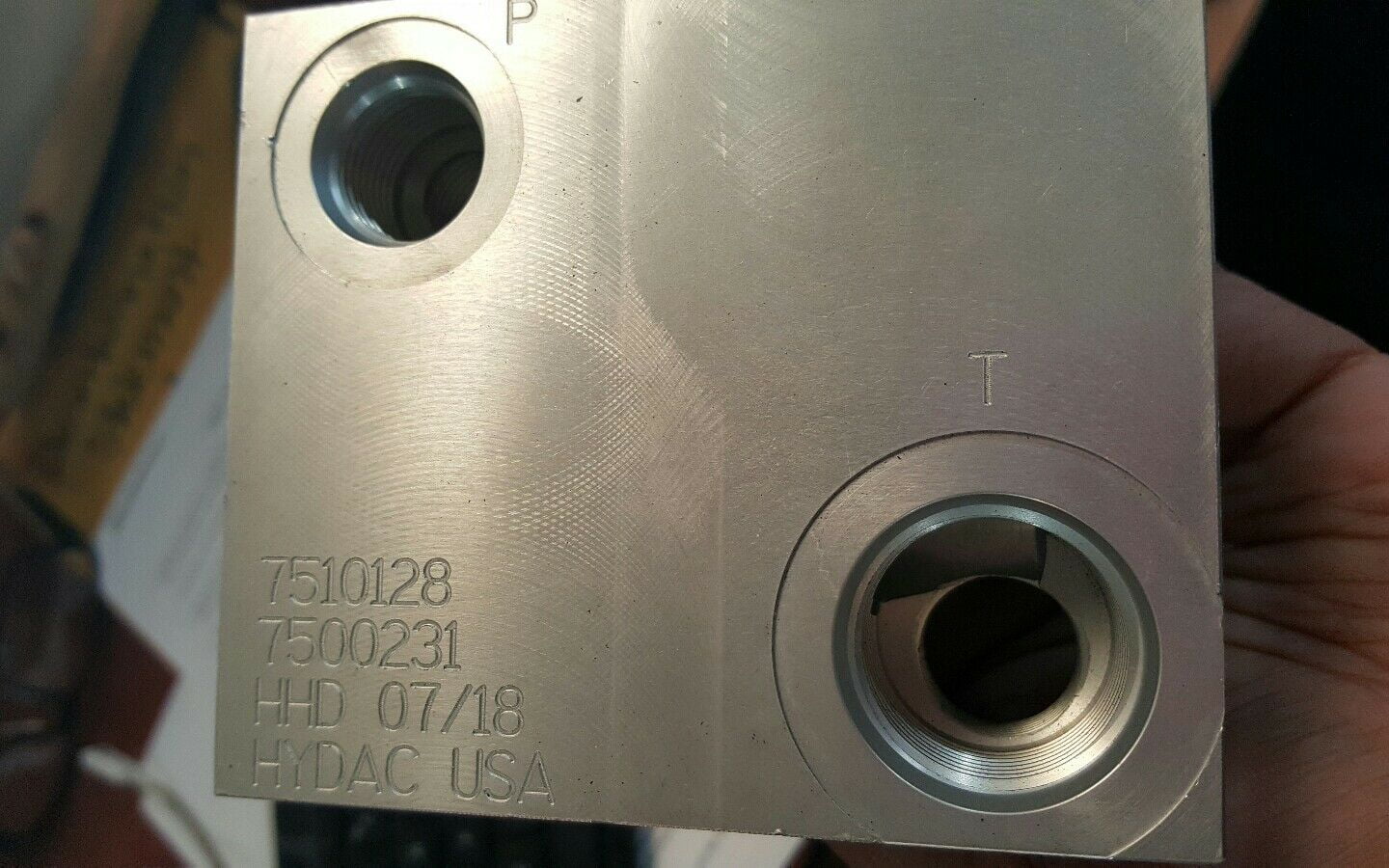 3 HYDAC ALUMINUM HYDRAULIC CYLINDER BLOCK 1" X 3/4" X 1/2"