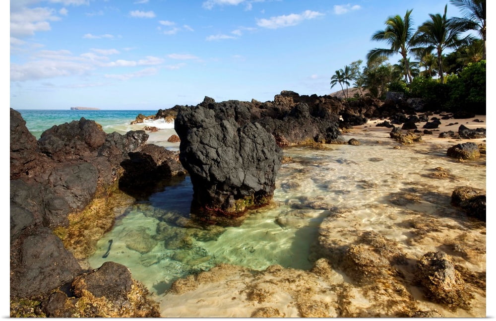 Great BIG Canvas | "Hawaii, Maui, Makena, Beautiful Clear ...
