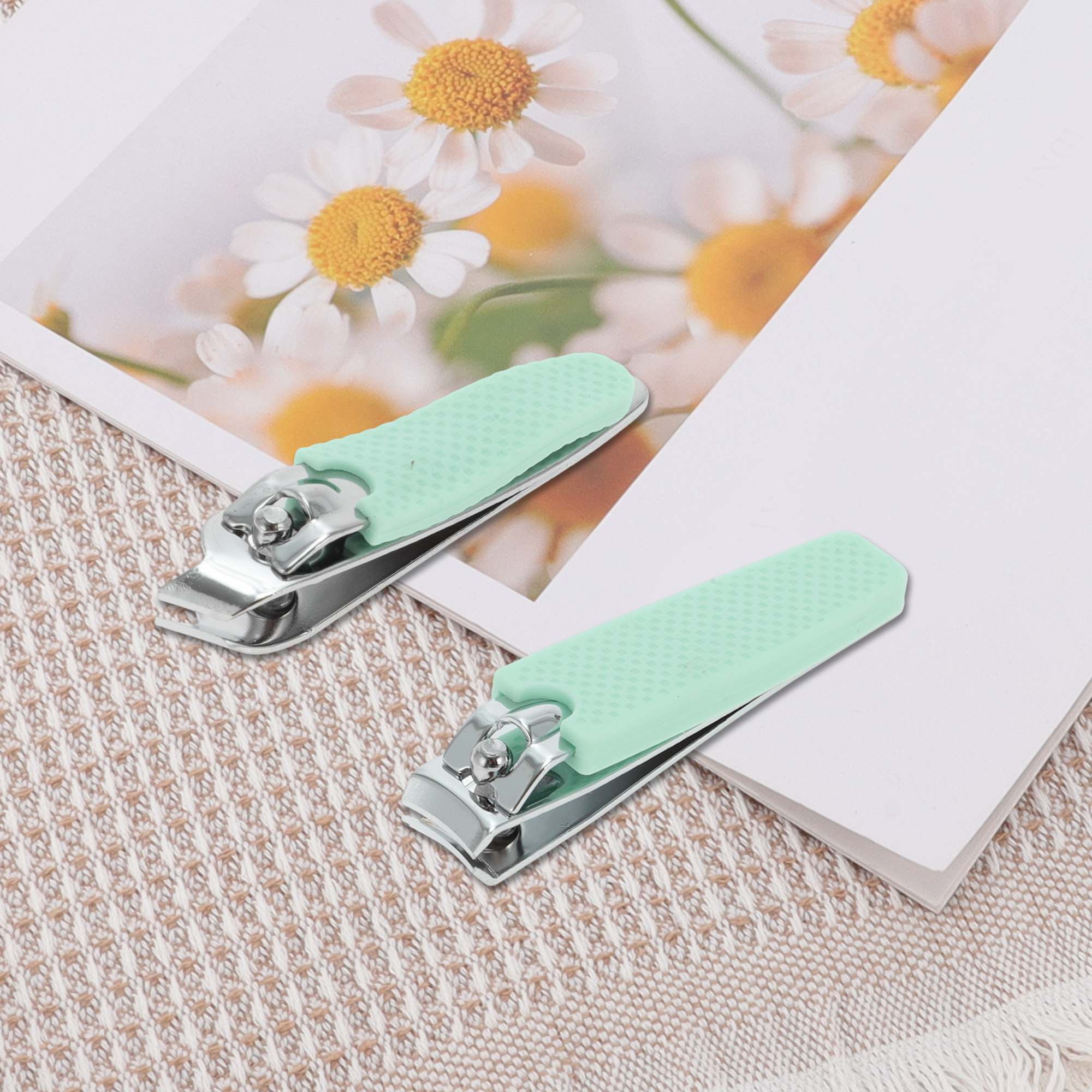 Unique Bargains Cute Box Nail Clipper Set for Women and Men 2 Pcs for Easy Use Green