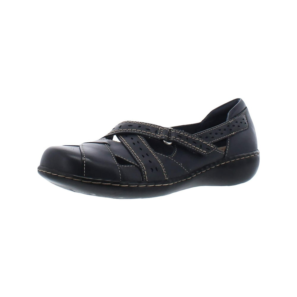 clarks women flat