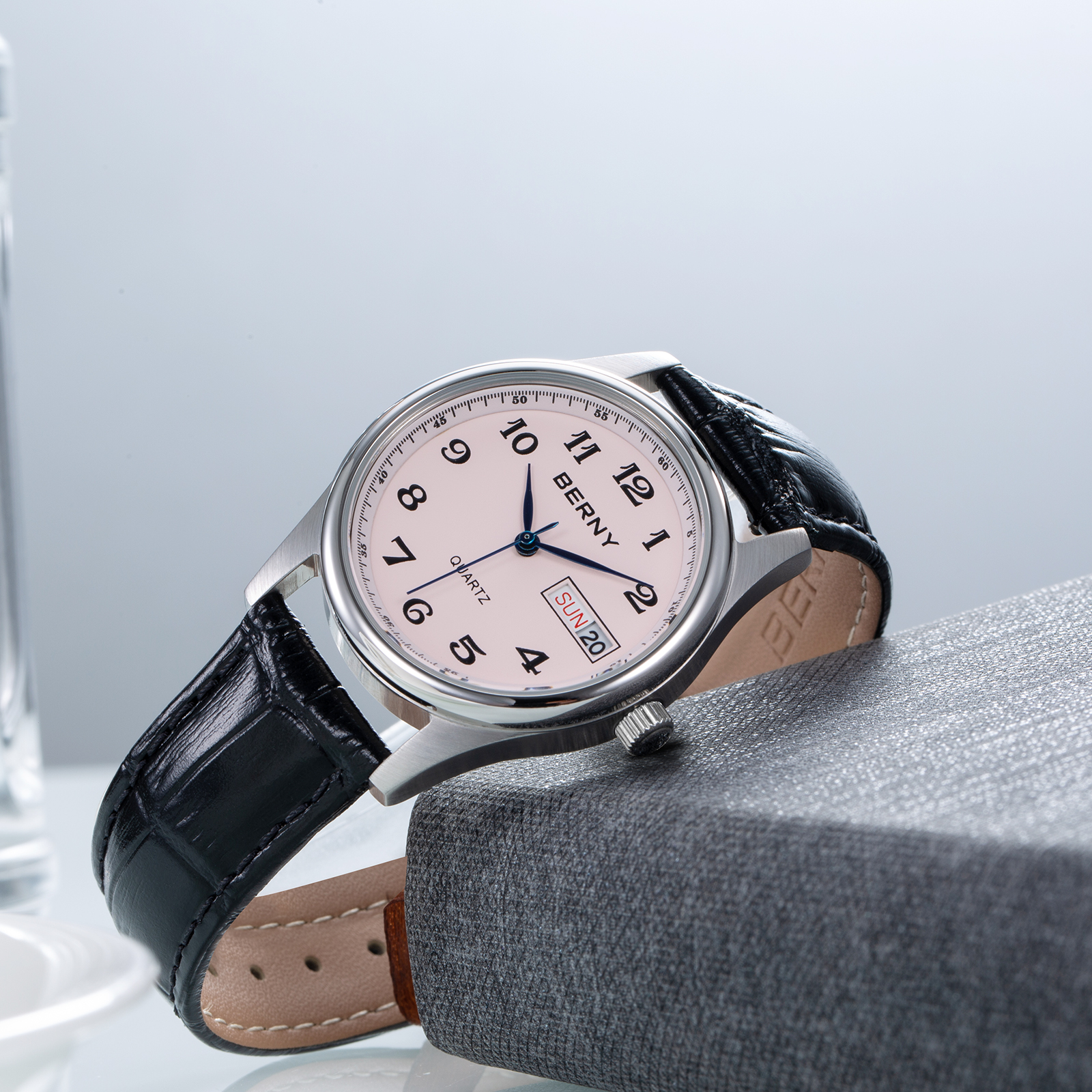 BERNY Watch for Women, Fashion Women's Wrist Watch with Leather Strap, Arabic Numerals Dial, Day & Date Calendar, 3ATM Waterproof, Classic Analog Ladies Quartz Watch, Pink