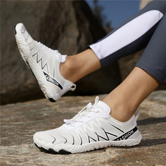 Wide-Toe Five-Finger Outdoor Water Shoes, Anti-Slip Low-Top Beach & Surfing Shoes for Swimming, Hiking, Yoga, Fitness, Rope Skipping, and Casual Wear