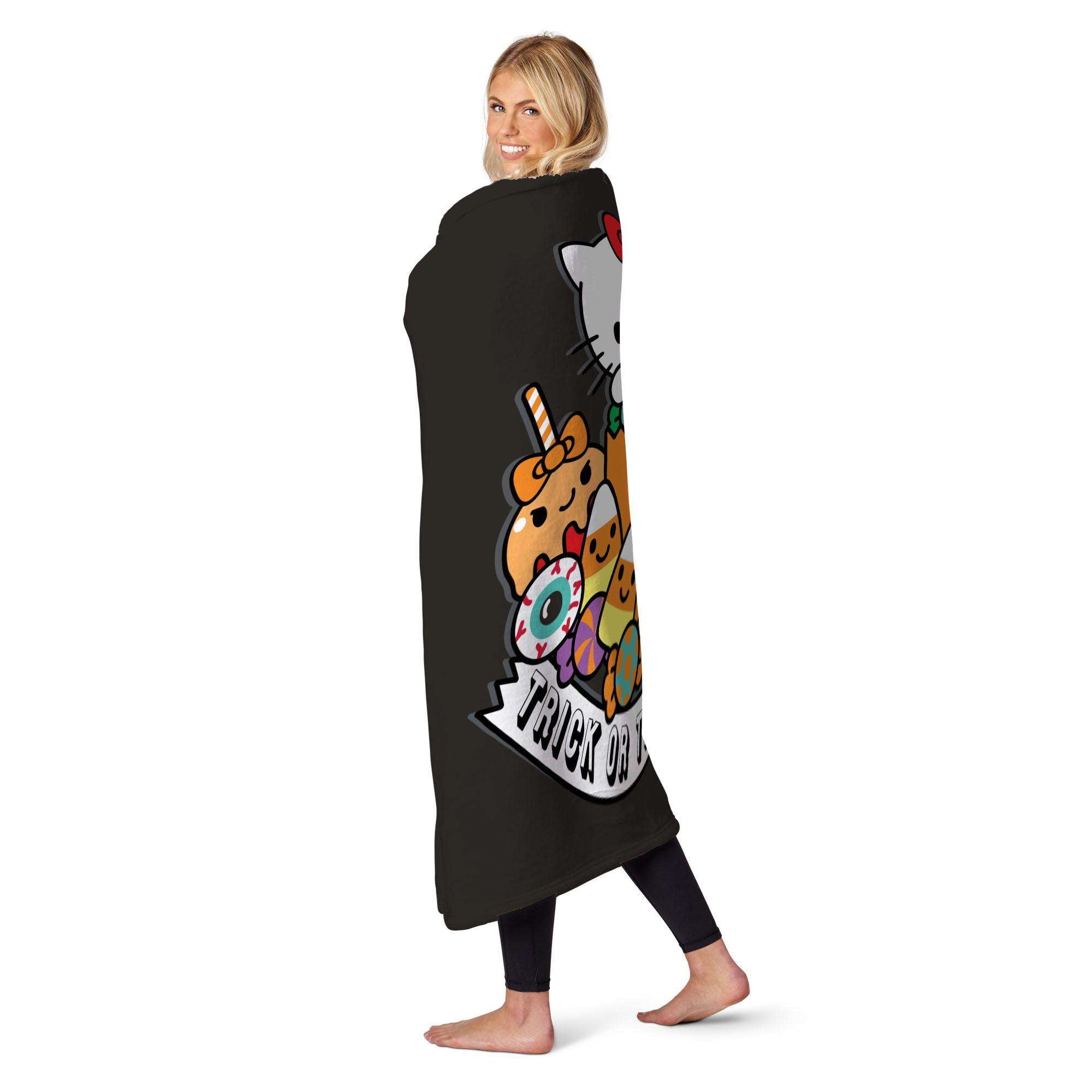 The Northwest Group 1SAN-23600-0081-OOF 50 x 60 in. ENT Sanrio Hello Kitty Trick or Treat Silk Touch Throw