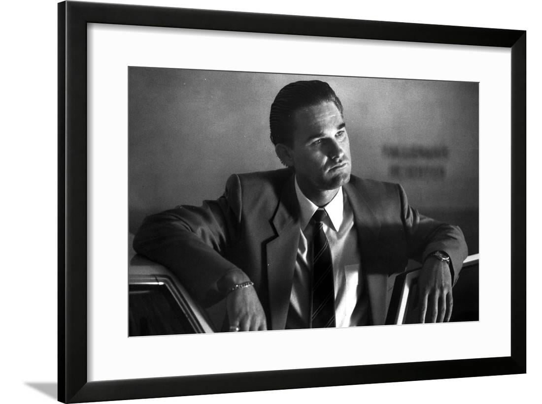 Kurt Russell In Tuxedo Portrait Framed Print Wall Art By Movie Star News Walmart Com