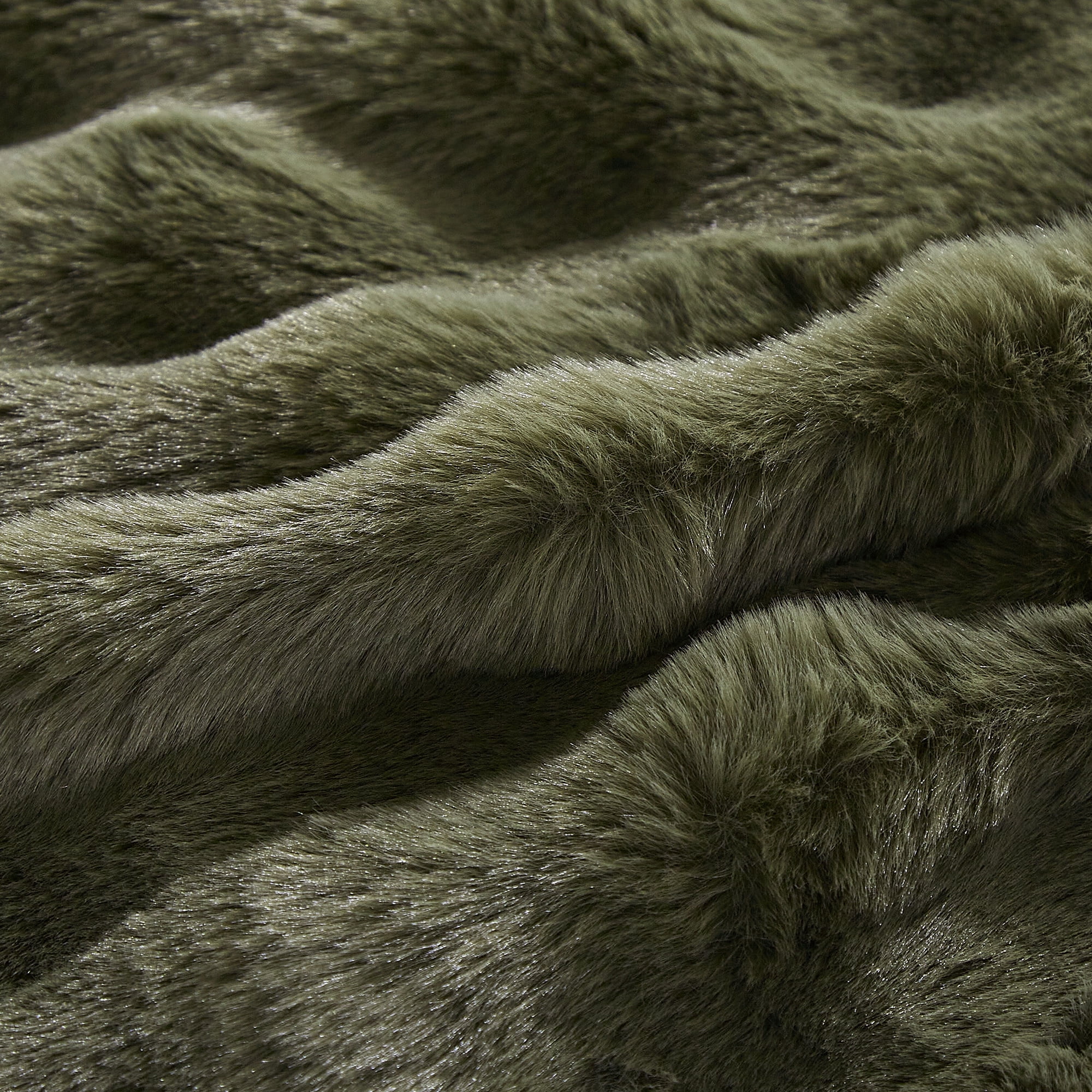 HIG 4-Piece Green Faux Fur Comforter Set, Queen