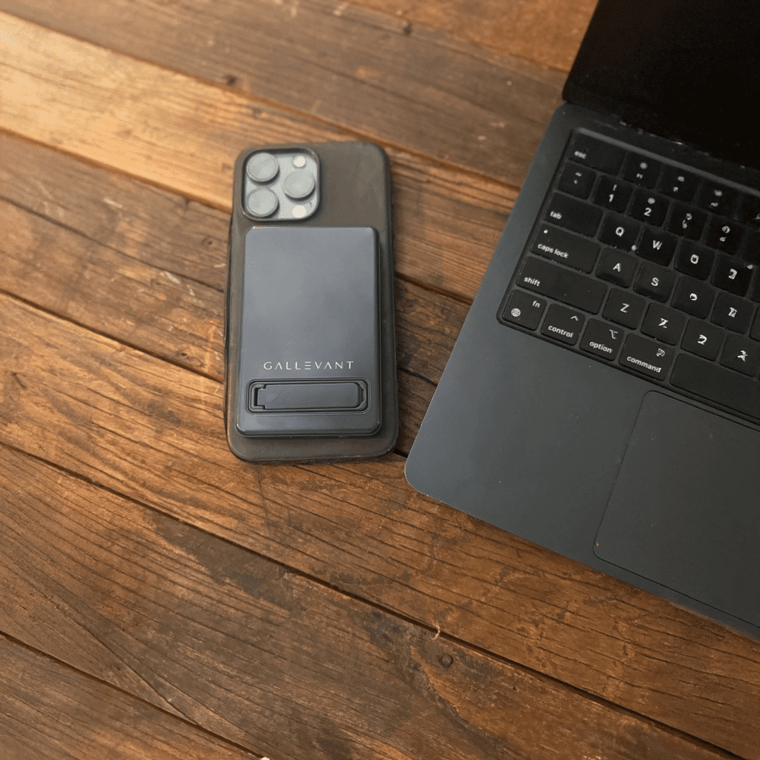 Gallevant 5000mAh Magnetic Wireless Power Bank: Compact, Stylish, Multi-Device Charging, with Built-in Kickstand and USB-C Port – Portable, Fast Charging for iPhone & Android, Navy
