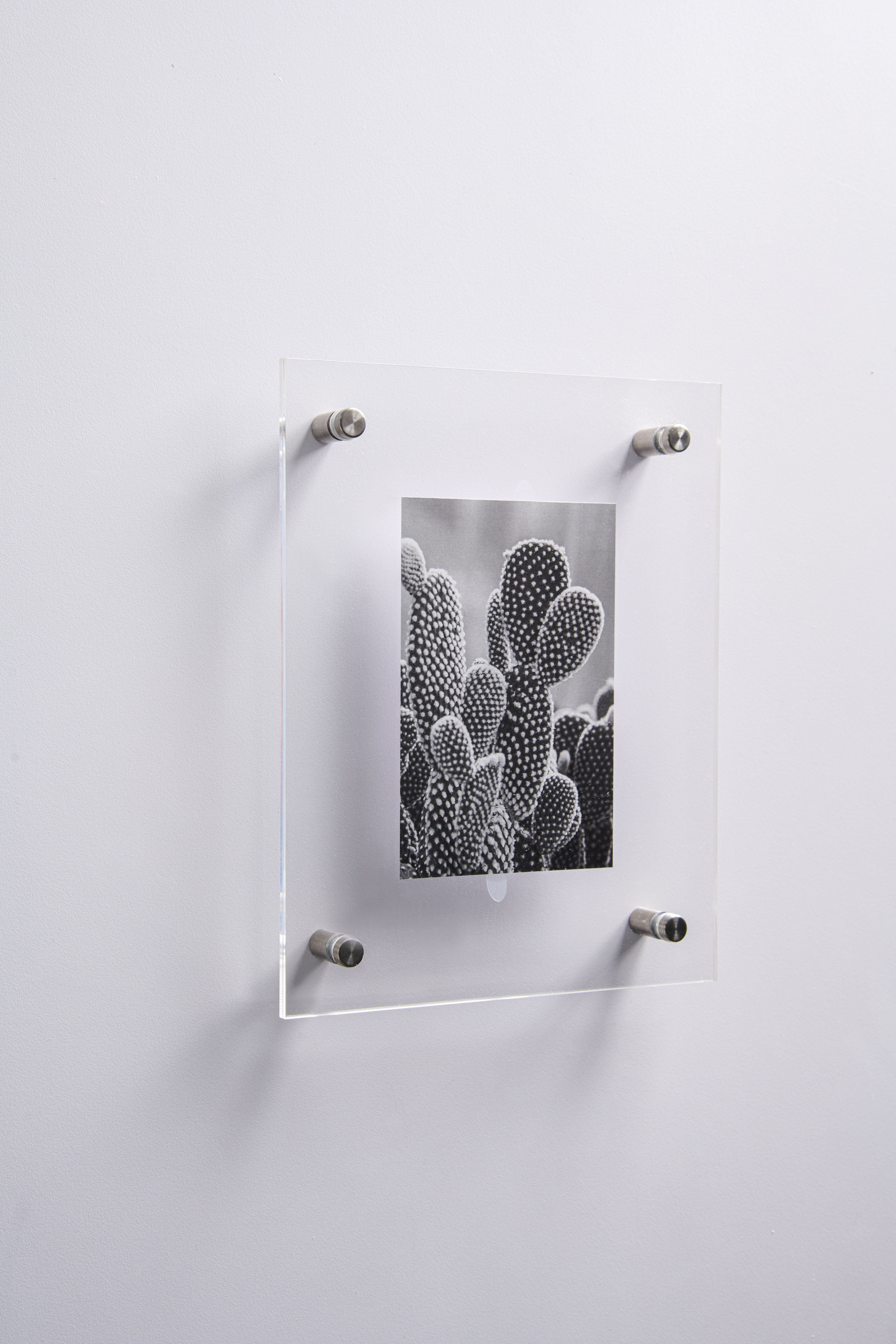 Better Homes & Gardens Silver 4x6 Floating Acrylic Frame with Silver Wall mount Hardware
