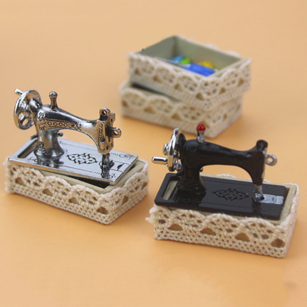 Dollhouse Miniature 1:12 Toys Metal Antique Sewing Box With Accessories for Doll 