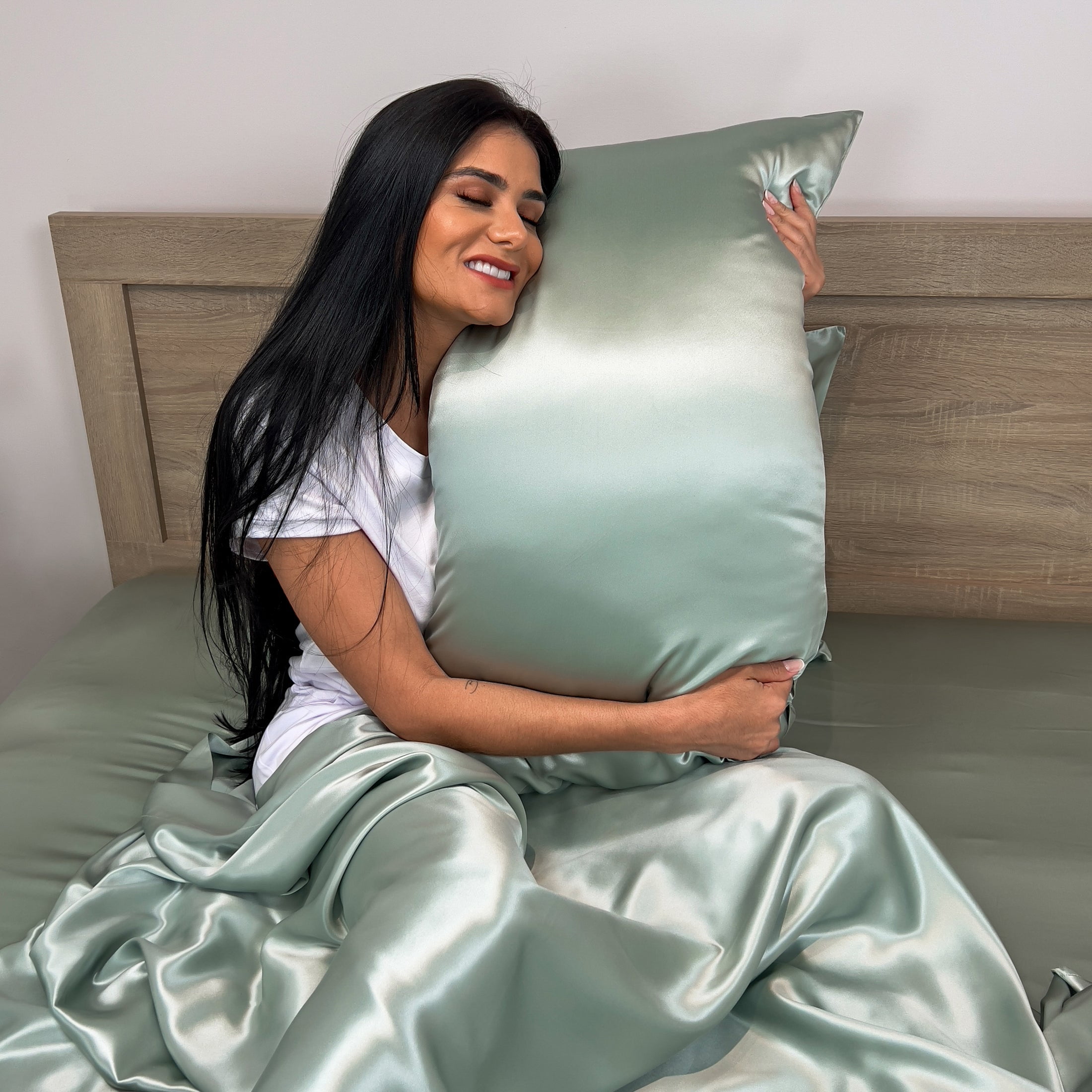 22 Momme Silk Pillowcase - Sage