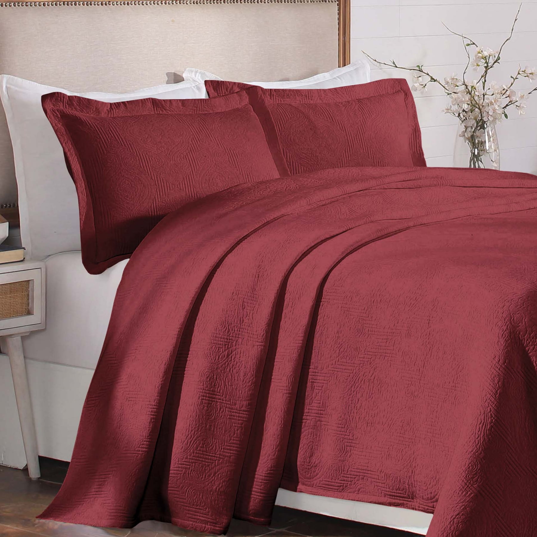 Superior 2-Piece Victory Cotton Matelasse Garnet Bedspread Set, Twin