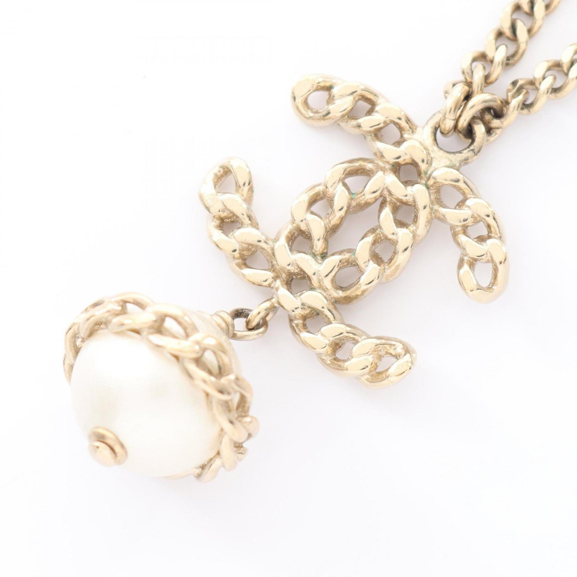 Coco Chanel Pearl Necklace