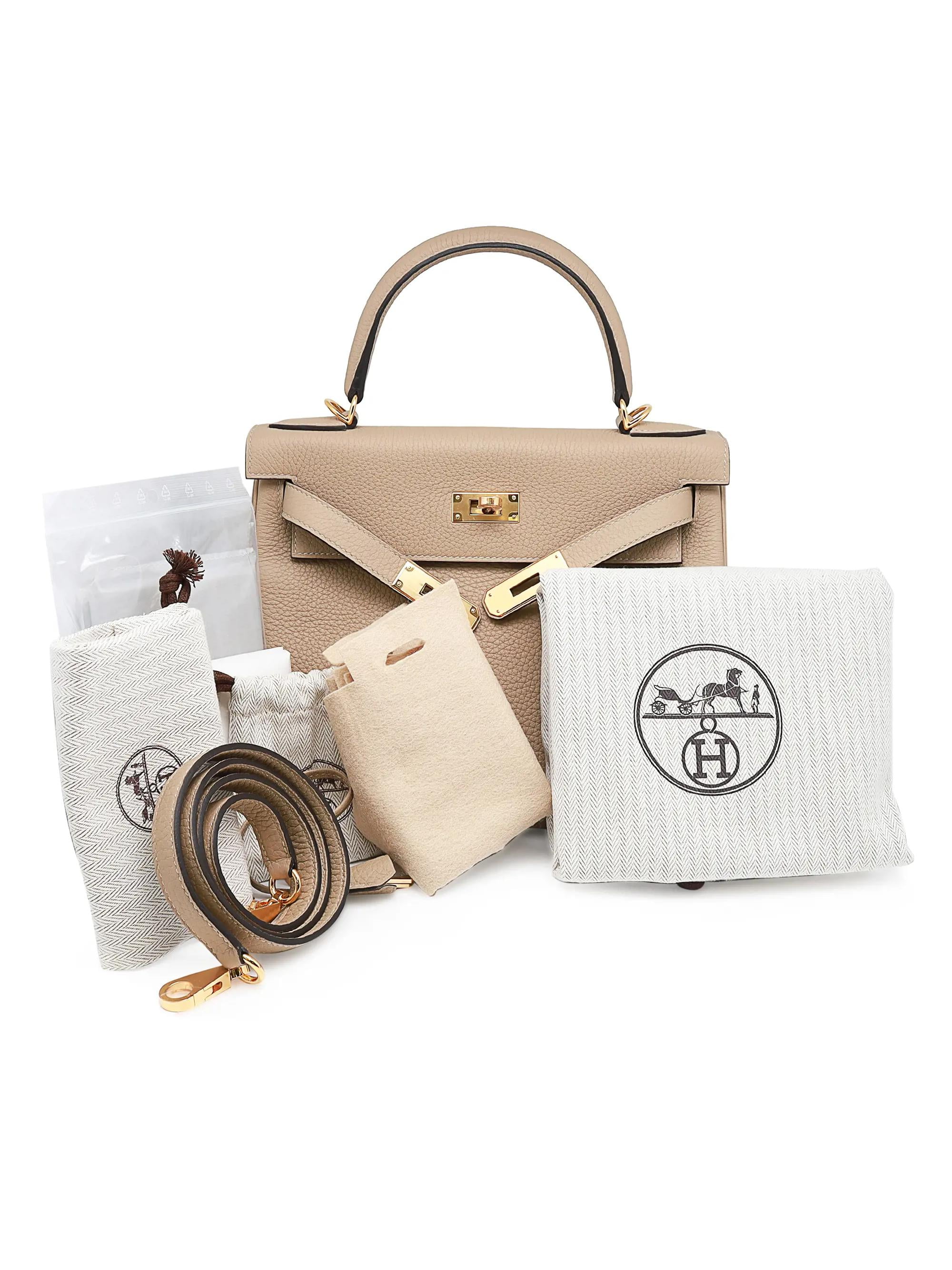 Hermes Kelly 28 Retourne Clemence Trench Gold Tone Hardware
