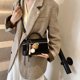thumbnail image 2 of Bolso de Mano Elegante Likrtyny Otoño Invierno Cuero Terciopelo Casual Pequeño, 2 of 9