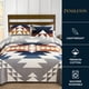 thumbnail image 4 of Juego de edredón Pendleton Explorer Full/Queen, azul y gris, 4 of 8