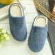 thumbnail image 3 of Pantuflas de casa peludas y acogedoras para mujer y hombre, con relleno de algodón, para el invierno, talla 42/43 (azul marino), 3 of 3