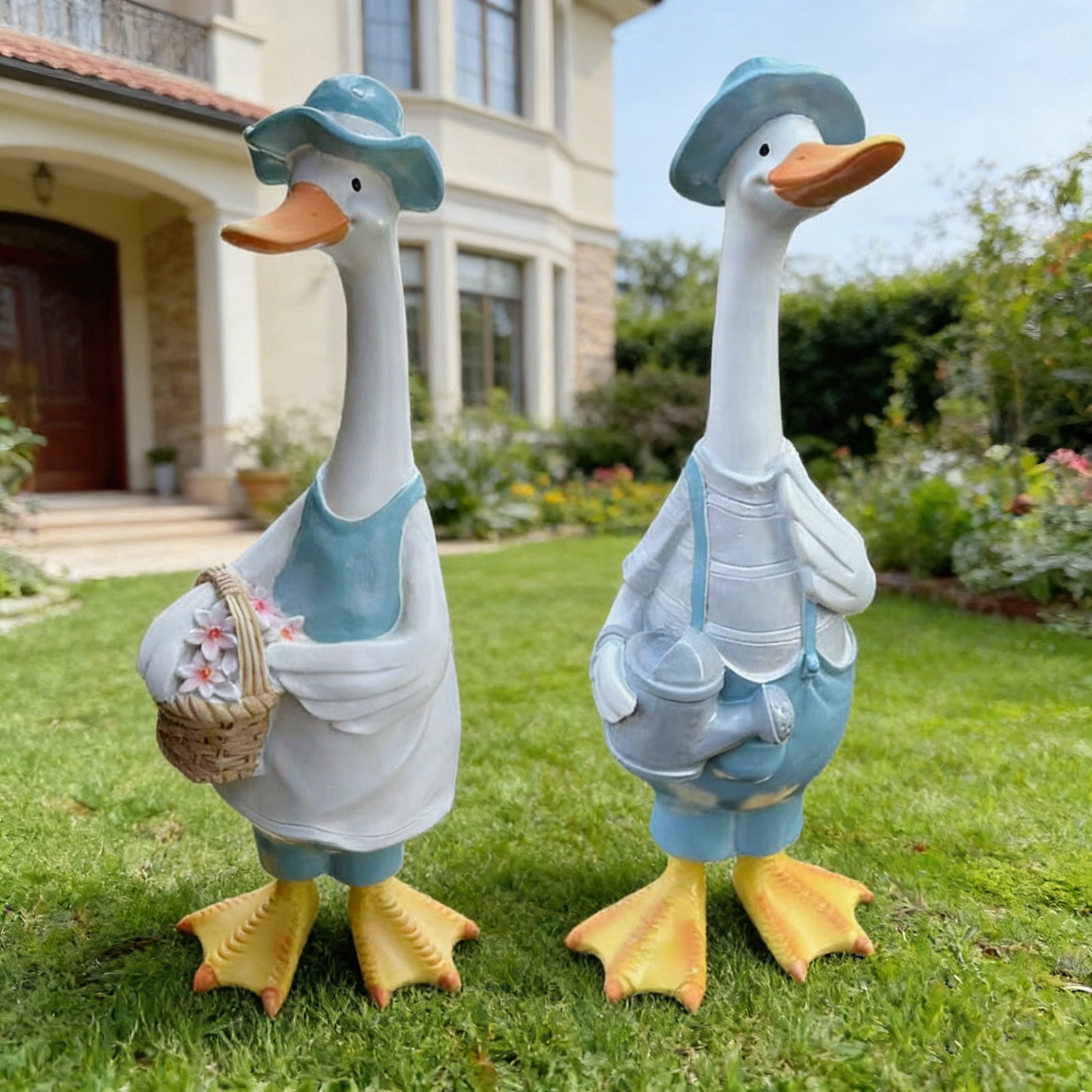 Hometravel Garden Duck Decoration, Blue Resin Animal Statue for Courtyard, Nordic Handicraft Outdoor Art, Home Yard Accent, Cute Duck Figurine for Patio, Lawn