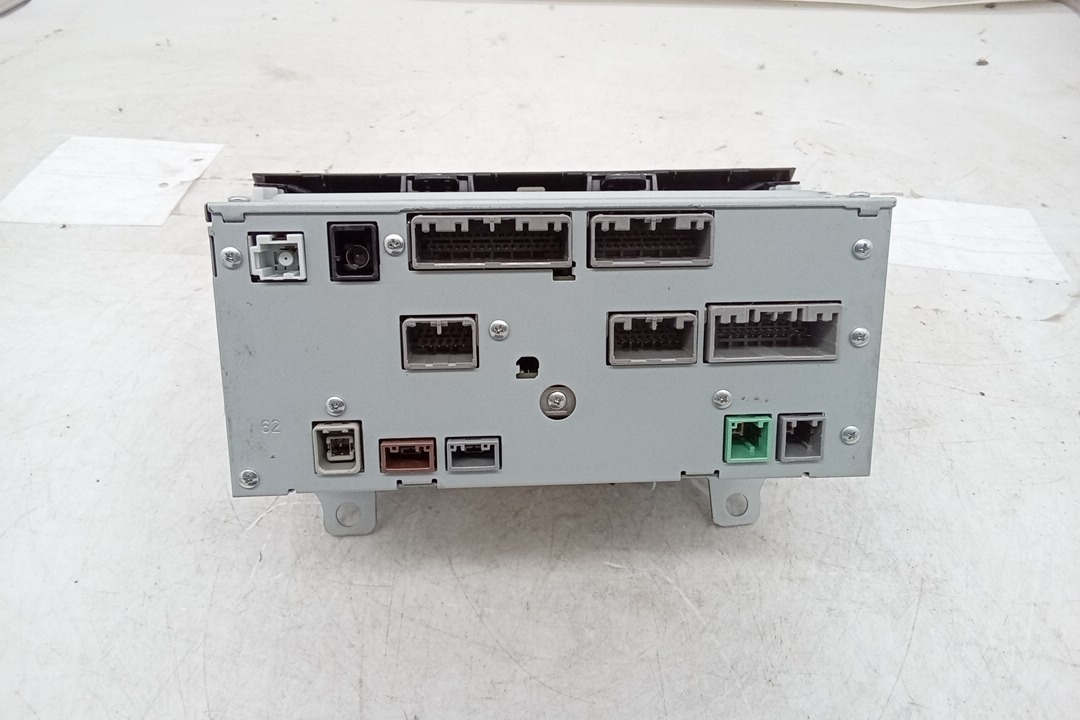 Pre-Owned 2017 Honda Civic Radio Receiver OEM - Verify Specific Vehicle Fitment In Description - (Good)