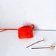 thumbnail image 4 of Monedero cruzado esponjoso para niñas y niños, bolso borroso, bolso de felpa, 4 of 6