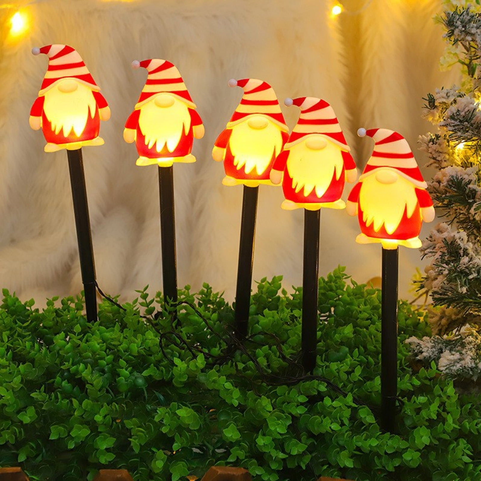 Solar Christmas Garden Stake Lights, Outdoor Waterproof Solar Santa Claus Garden Stake Christmas Pathway Lights for Christmas Decorations Garden Lawn Pathway Patio