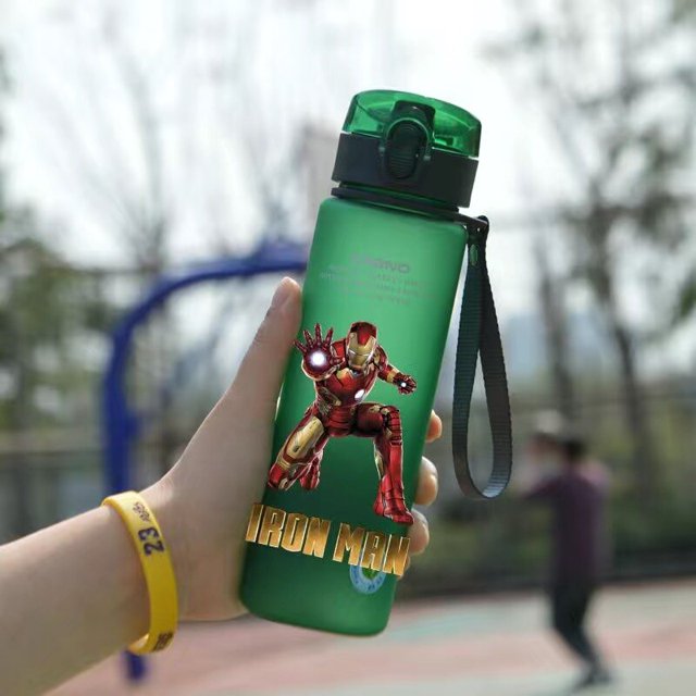 Botella de agua deportiva para niños y niñas, vaso de plástico portátil de dibujos animados de Spiderman, Chase, regalo para exteriores, 560ml