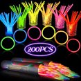thumbnail image 2 of Amor Presente 200 PCS 8 pulgadas de pulseras Glow Stick Glow in the Dark Sticks con conectores perfectos para fiestas de cumpleaños, favores de fiesta, viajes de campamento, 4 de julio, Navidad AMOR PRESENT Decoración Fiesta, 2 of 2