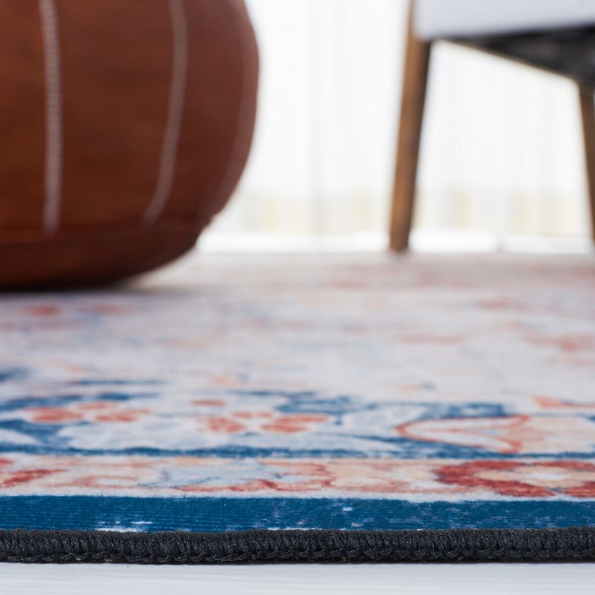 SAFAVIEH Tucson Soho Daven Traditional Machine Washable Runner, 2'6" x 8', Beige/Rust