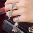 thumbnail image 2 of Guardurnaity Anillo de apertura para mujer, colgante de borla, joyería de mano de cristal decorativa, elegante decoración de vestir brillante Ropa, zapatos y accesorios Miscelánea Guardurnaity AP014824-01, 2 of 6
