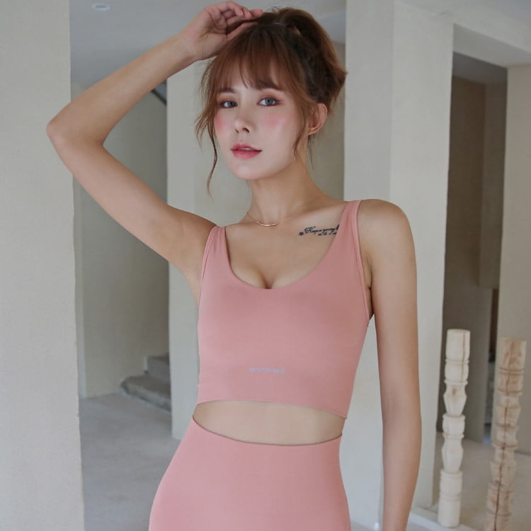 mid length sports bra