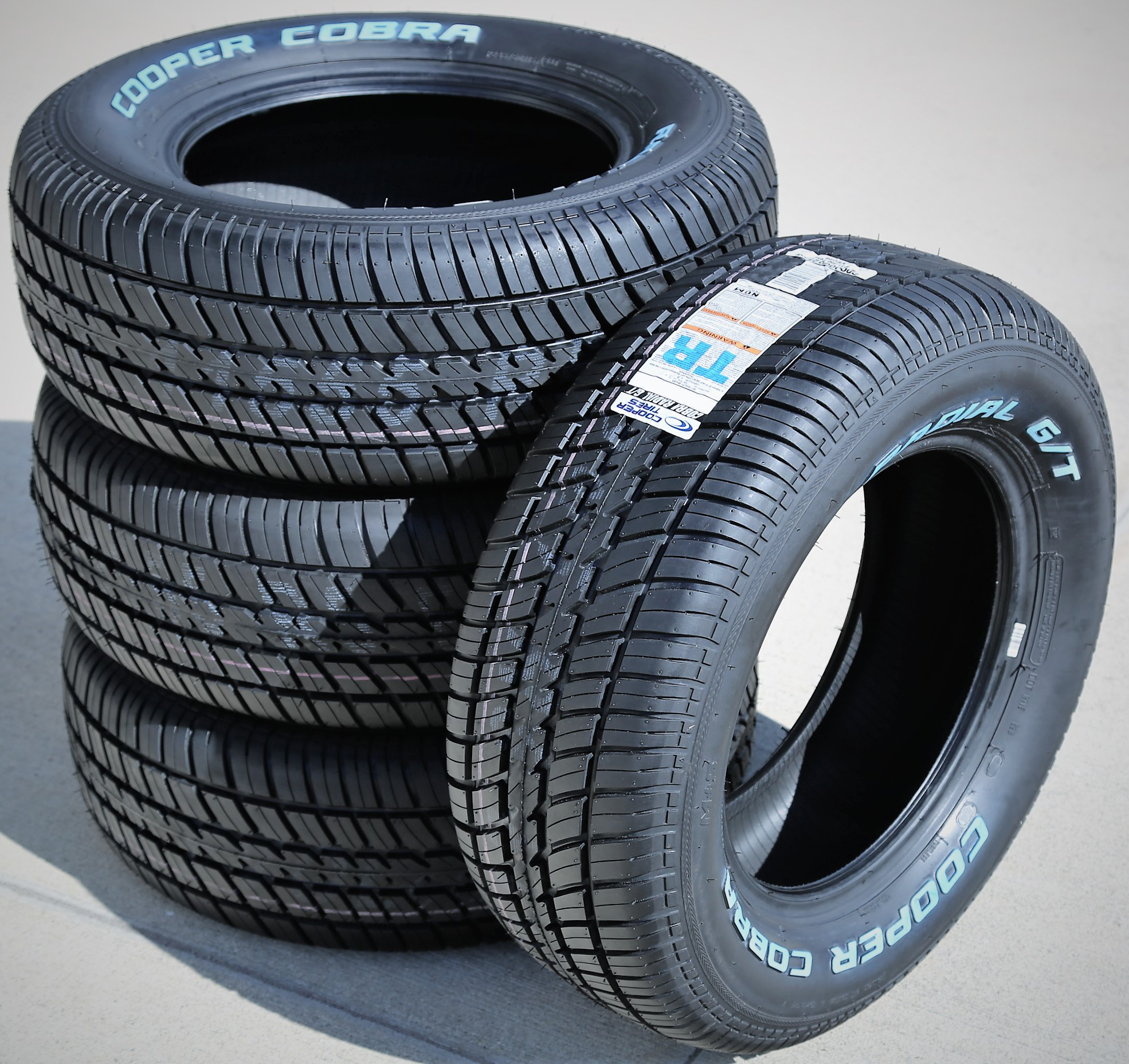 Set Of 4 Cooper Cobra Radial G/T Tires - 215/70R15 97T All Season With RWL
