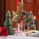 thumbnail image 4 of ¡Gran Ahorro en tu Compra!, Ramitas y hojas navideñas doradas y rojas, corona de árbol de Navidad de frutos rojos, accesorios decorativos de ratán para hacer uno mismo Akmoler, 4 of 6