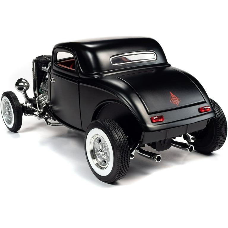 1934 Ford 3-Window Coupe 