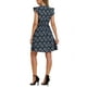 thumbnail image 3 of Vestido Casual de Verano Floral con Volantes y Manga Corta para Mujeres INSPIRE CHIC en Azul Marino, 3 of 6