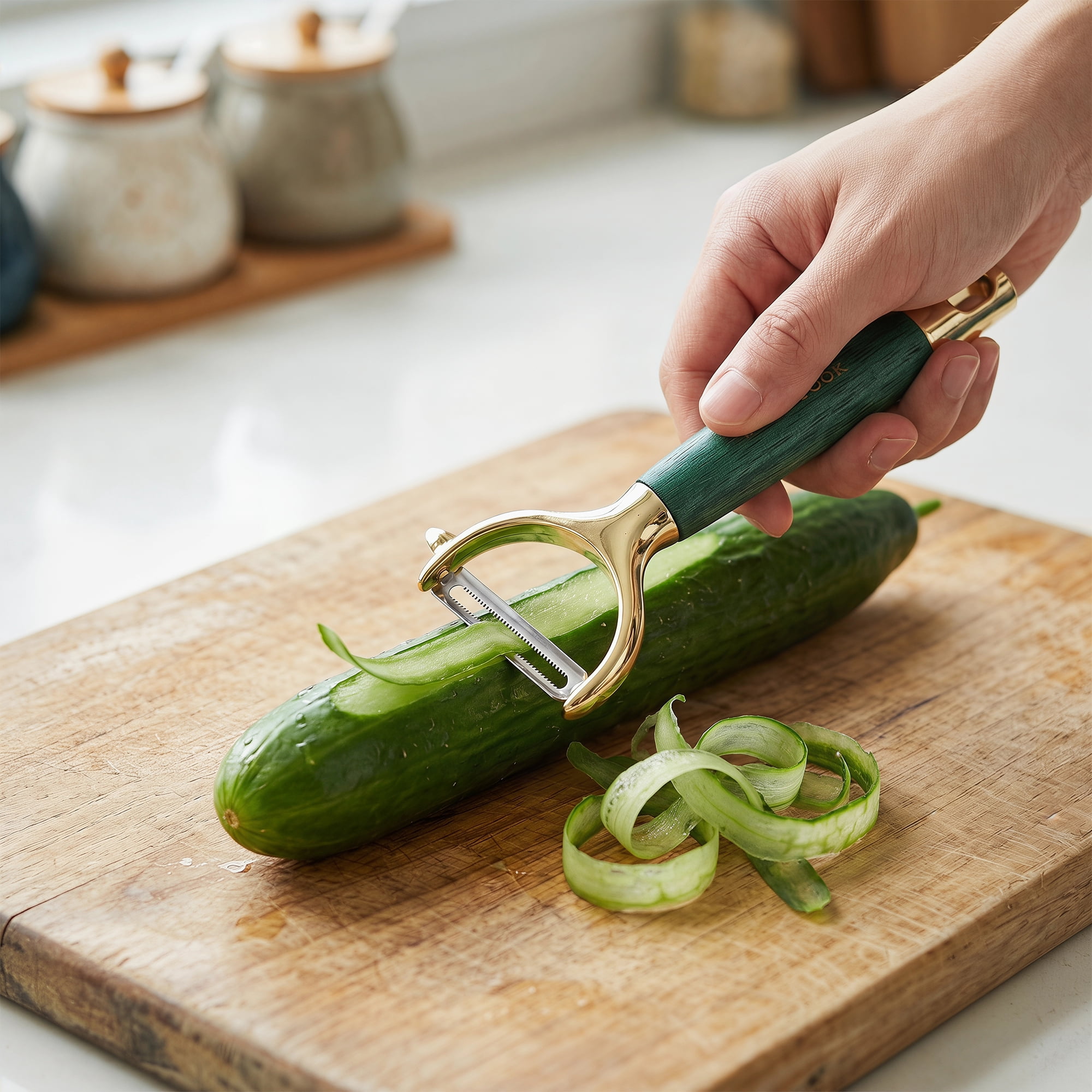 Unique Bargains Stainless Steel Ergonomic Peeler with Hang Handle Gold-1 6.6" x 2.8"