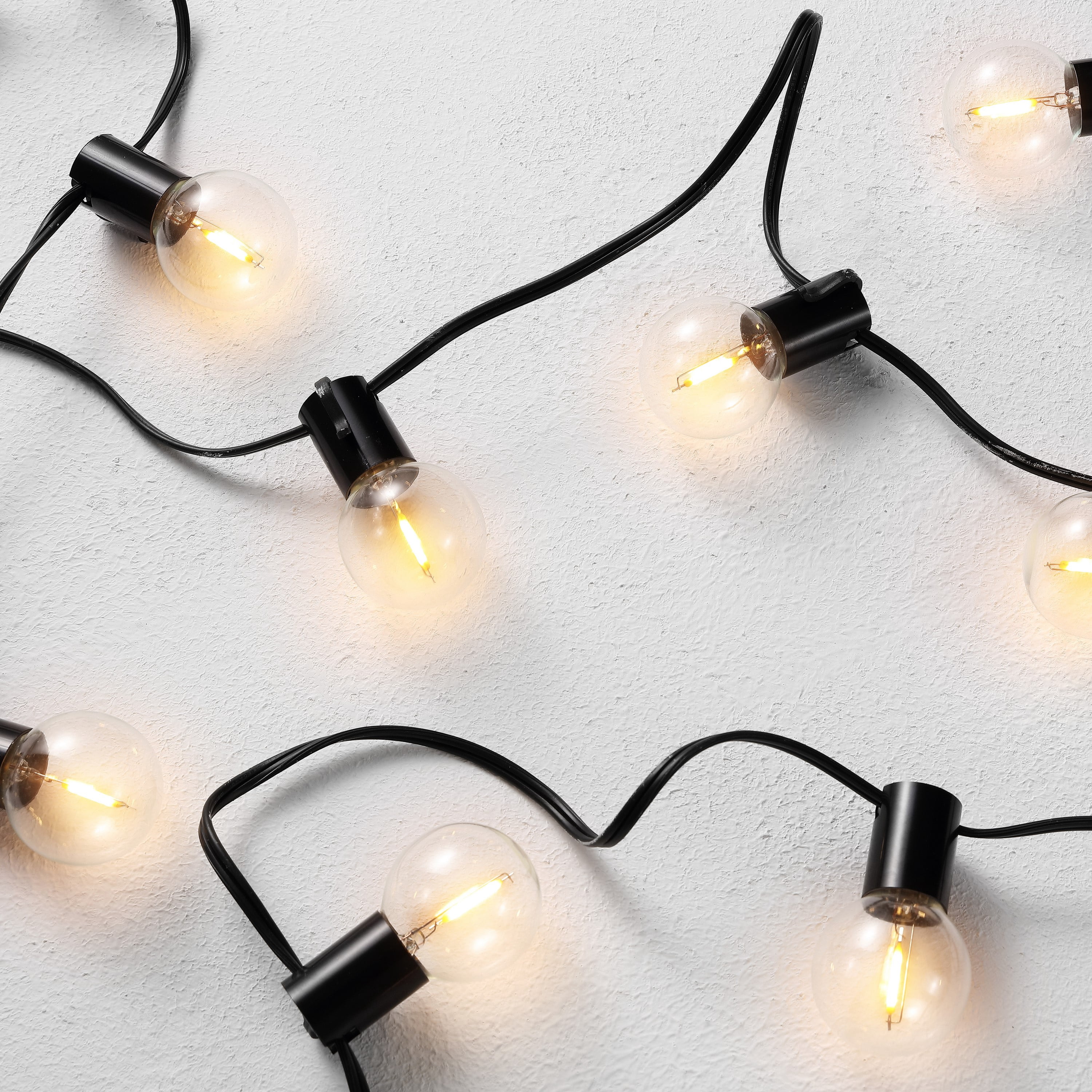 SAFAVIEH Huron 10-Light G40 Black Metal Outdoor String Light
