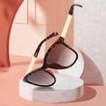 thumbnail image 4 of Gafas de sol Colcomx para mujer con bloqueo de luz y Montura ligera, 4 of 8