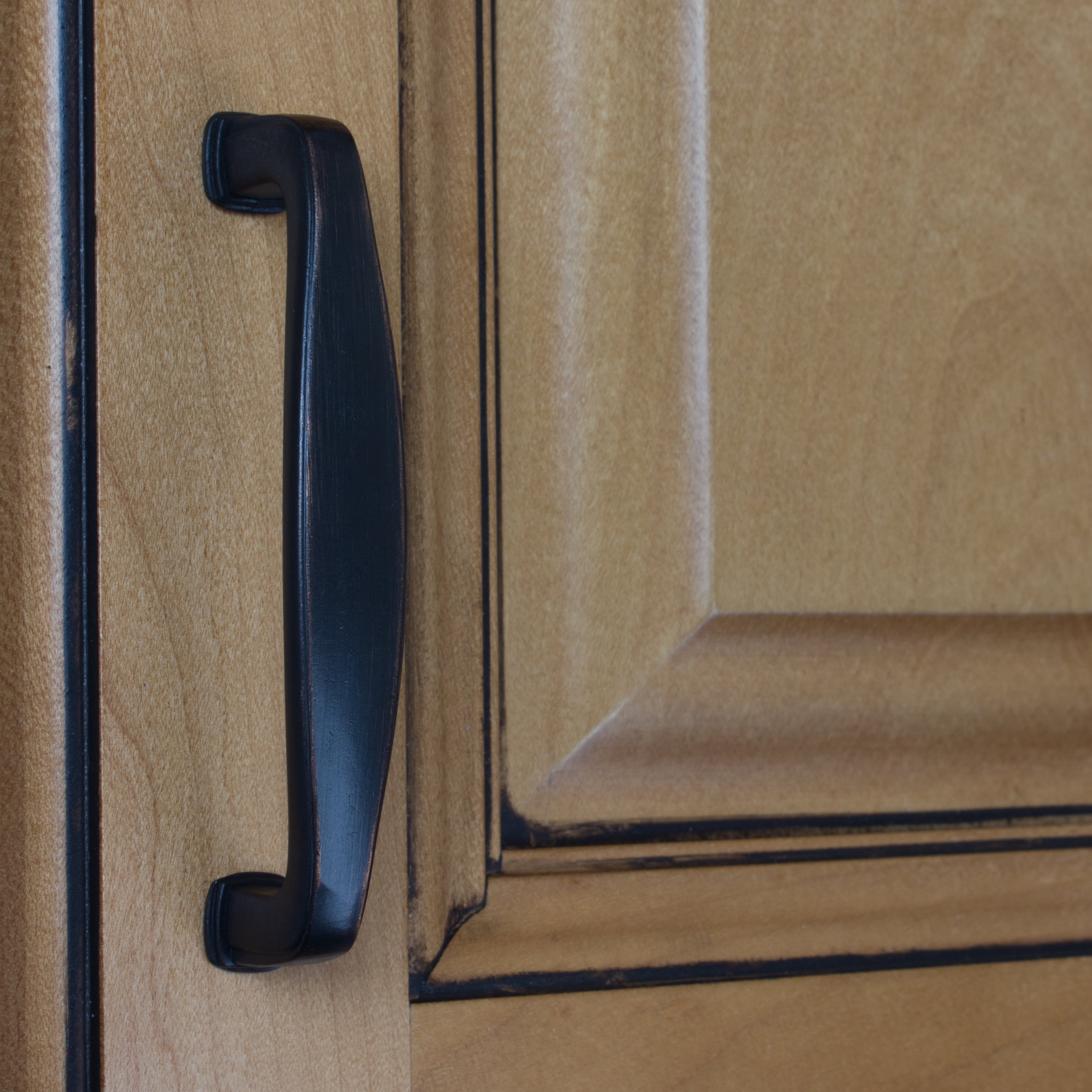 GlideRite 3-3/4 in. Center Classic Cabinet Pull Handle, Oil Rubbed Bronze