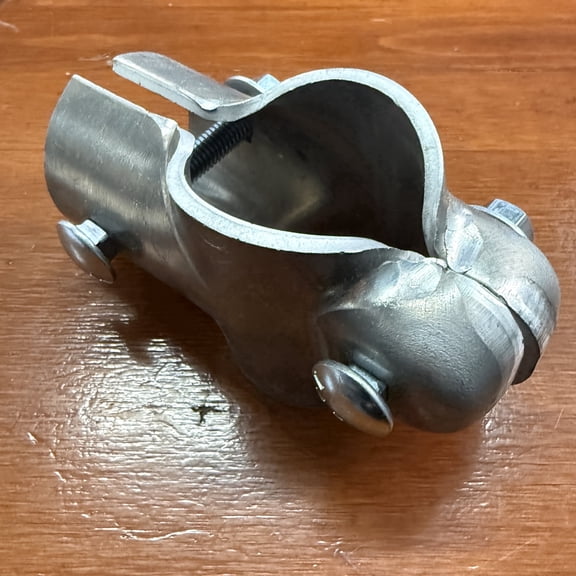 Dock Stamped Crossarm Clamp