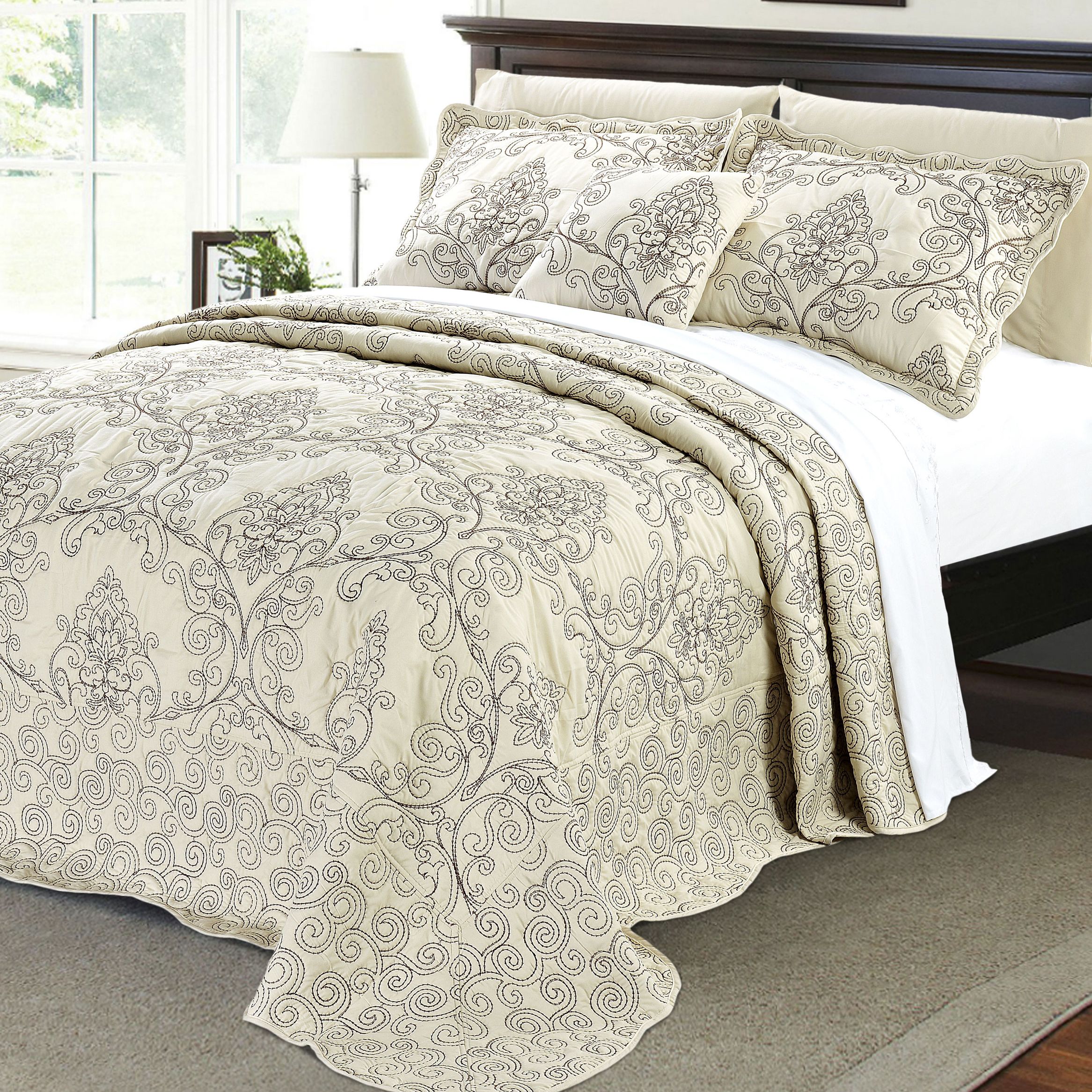 Damask Coverlet 4 Piece Bed Spread Set