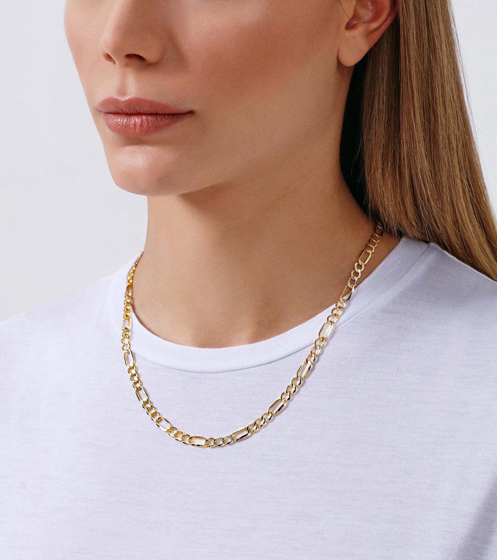 Jewelry Atelier Solid 14K Yellow Gold Filled Figaro Chain Necklace  Versatile & Durable Designs for Both Men and Women  (图5)