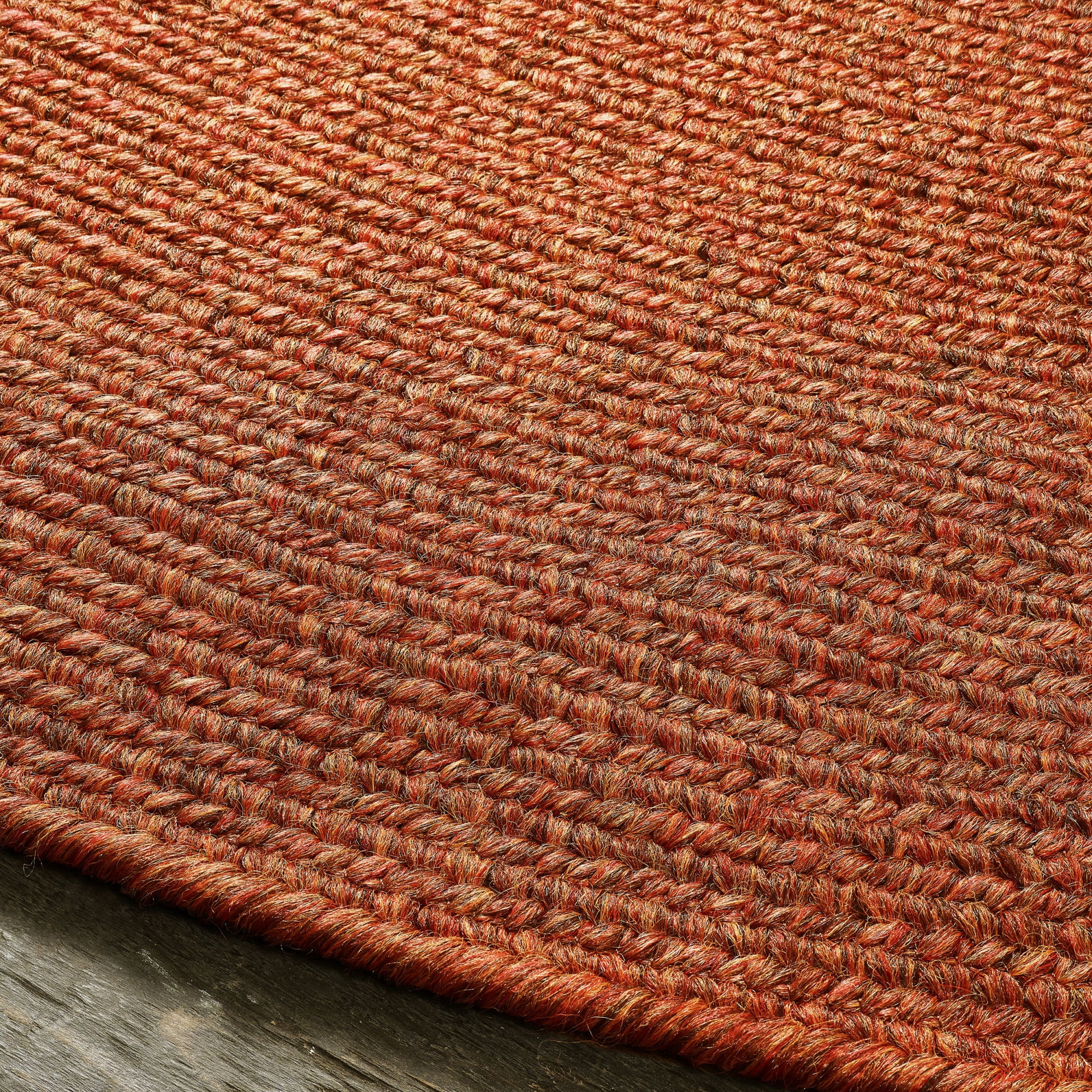 Superior Braided Indoor/ Outdoor Area Rug, 4' Round, Fog Green