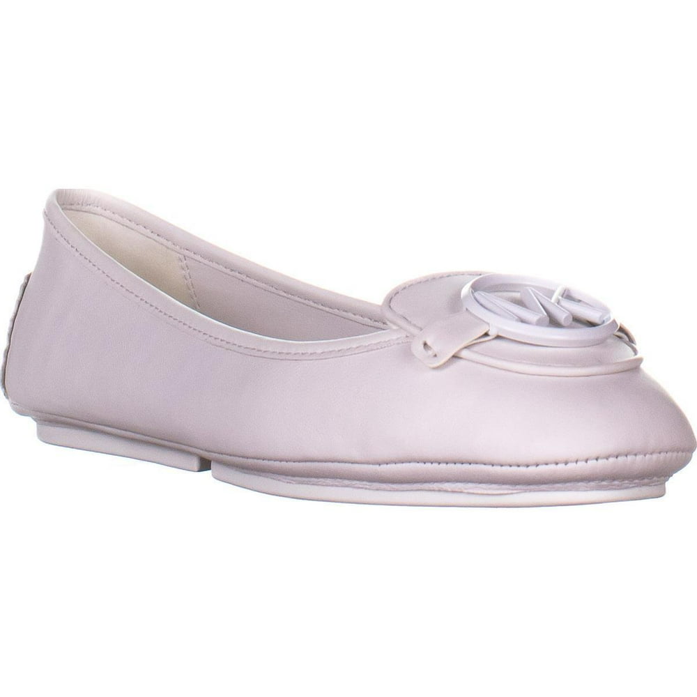 mk white flats